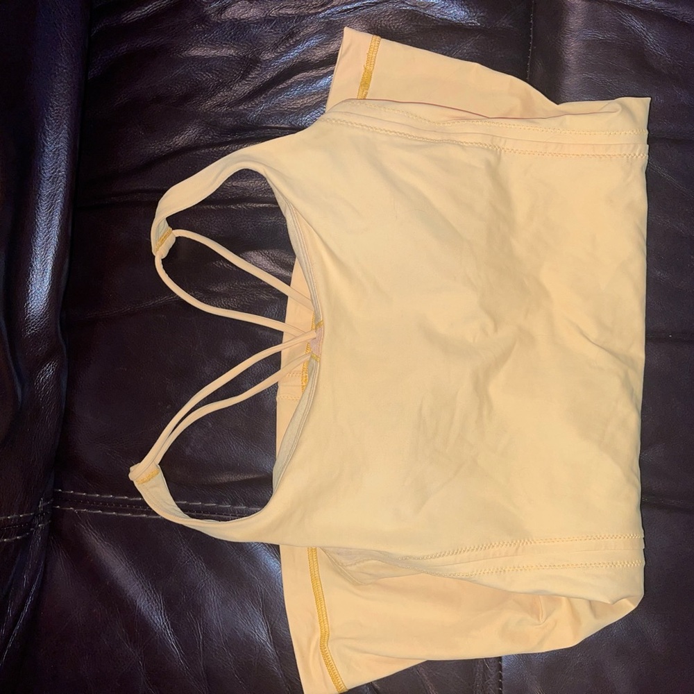 Lululemon tank top w/ built in bra